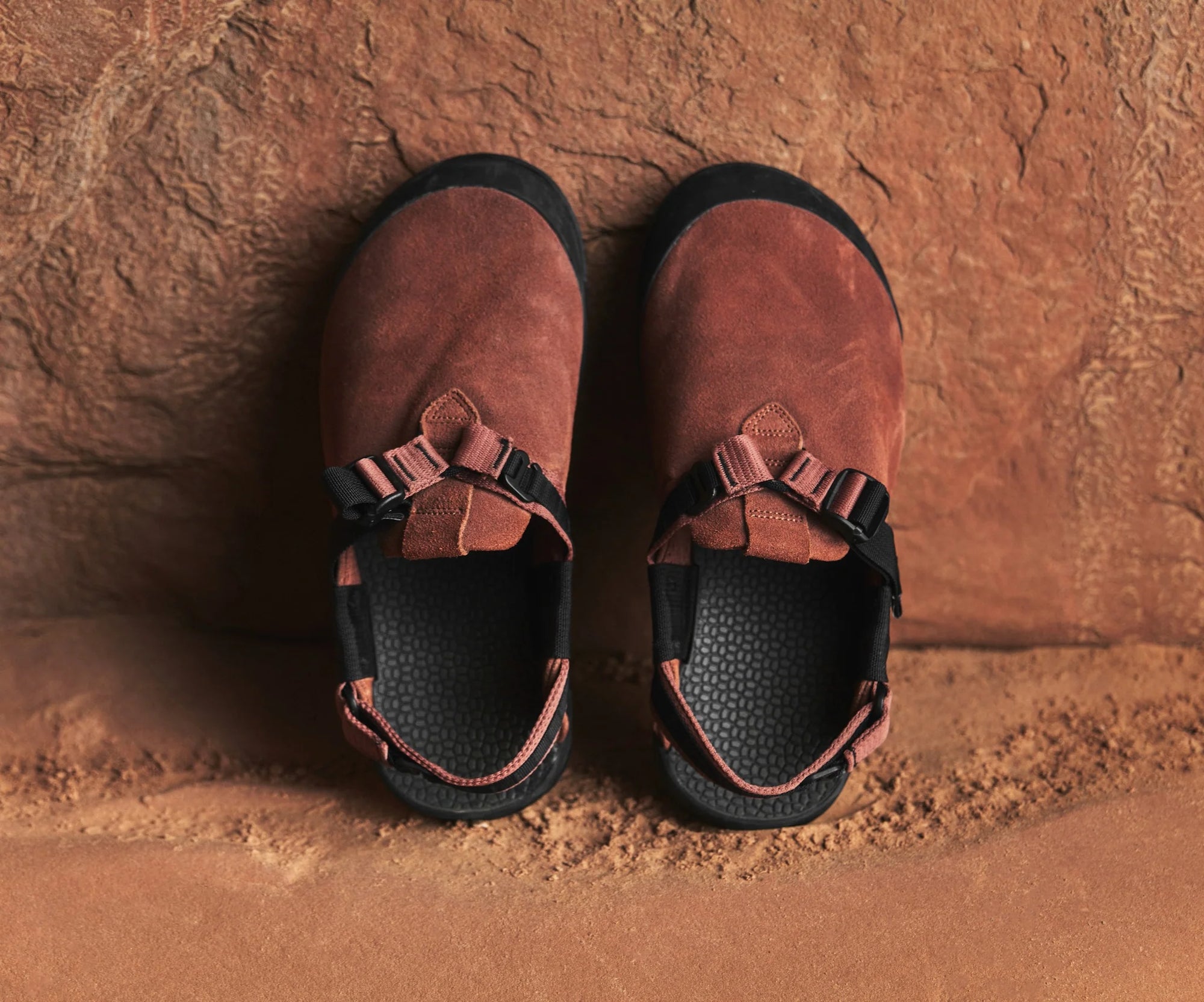 Unisex Mountain Clog - Suede Leather