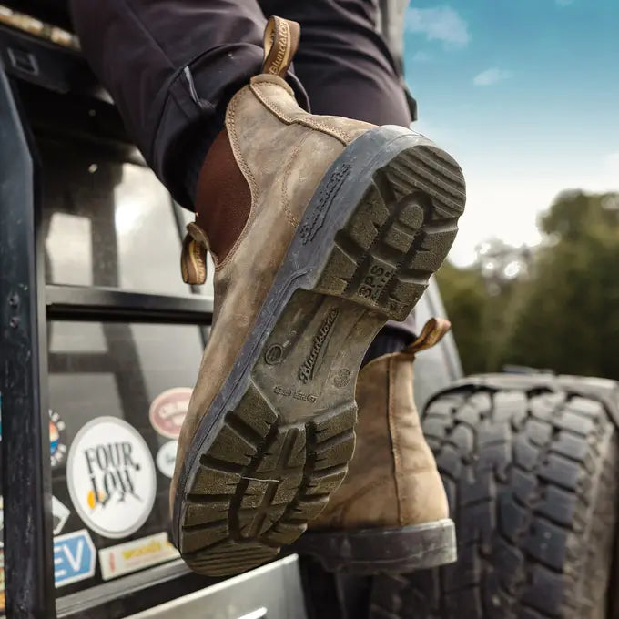 Classic 585 Rustic Brown