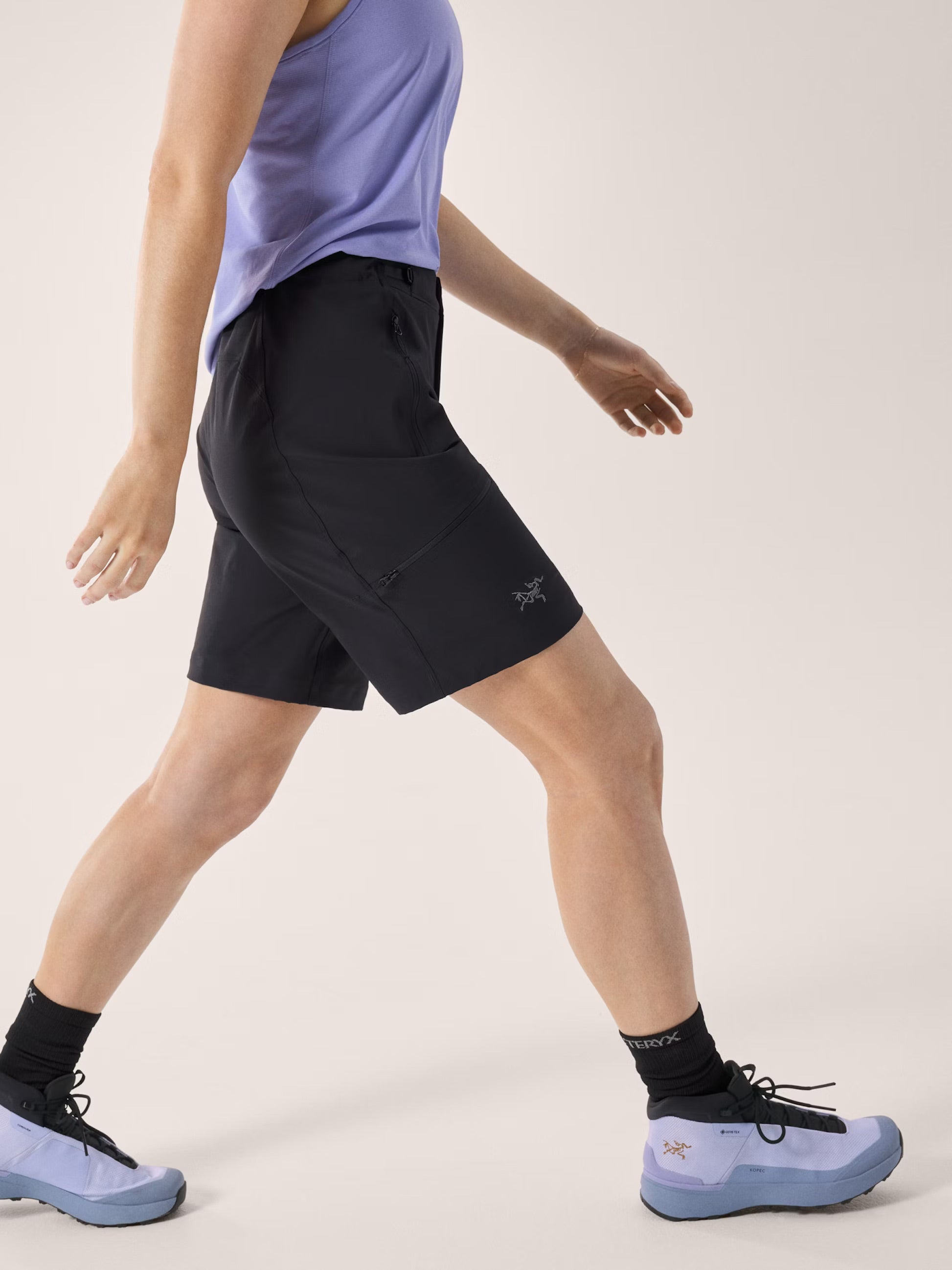 Women's Gamma Short 9"