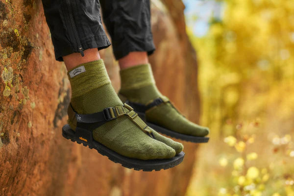 Unisex Performance Split-Toe Socks